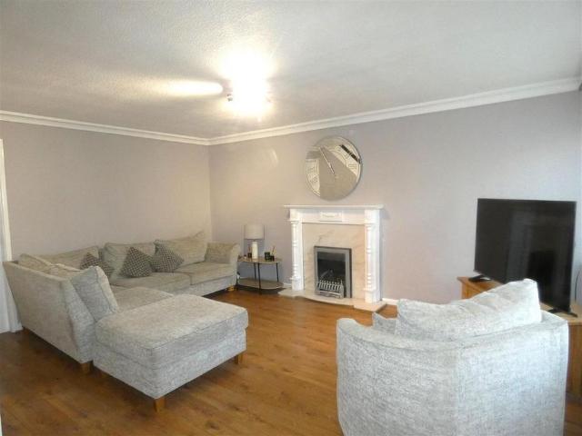 House for rent in Shaw and Crompton, Pendock