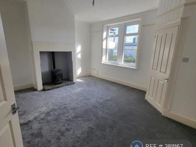 House for rent in Brighouse Trade Park, Calderdale