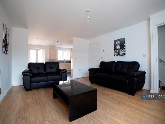 House for rent in Poolfields, Newcastle-under-Lyme