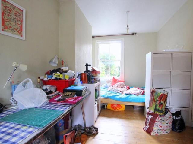 House for rent in London Borough of Merton, Merton Park