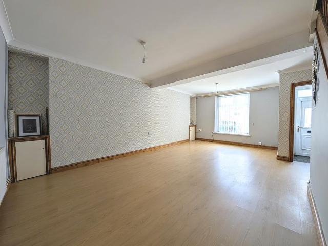 House for rent in Ynyshir