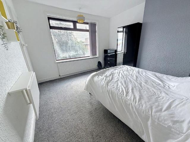 House for rent in Joiner's Square, Hanley