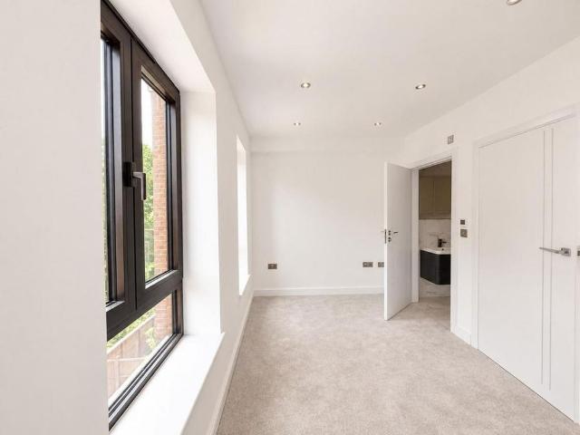 House for rent in Highams Park, Greater London