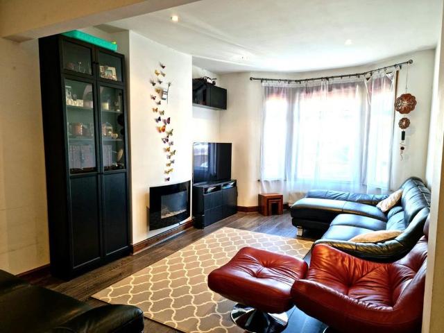 House for rent in Seven Kings, Greater London
