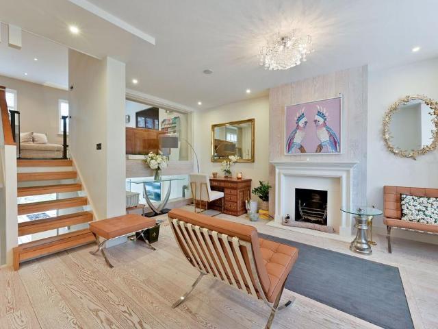 House for rent in Southfields, Greater London