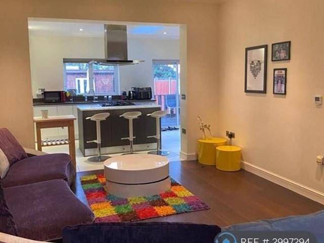 House for rent in Newbury Park, Greater London