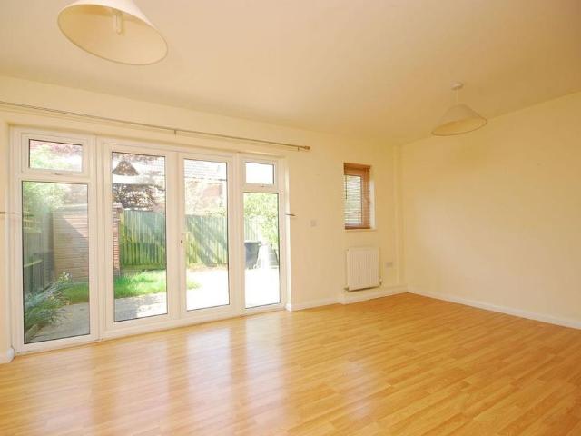House for rent in Queen Elizabeth Park, Guildford