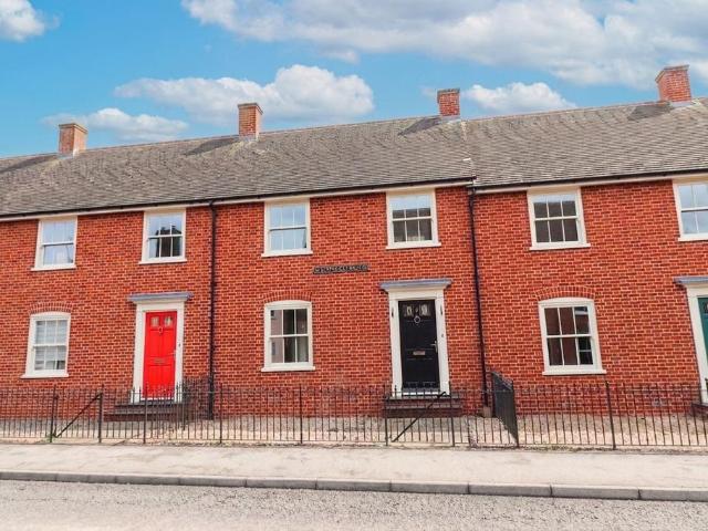 House for rent in Chelmondiston, Suffolk