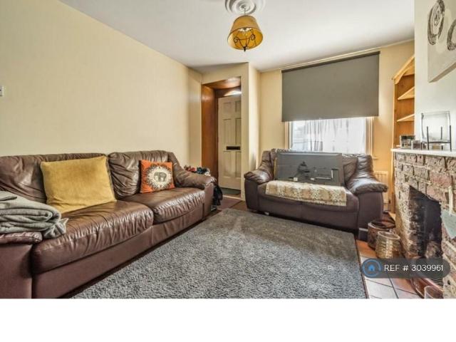 House for rent in Chepping Wycombe, Flackwell Heath