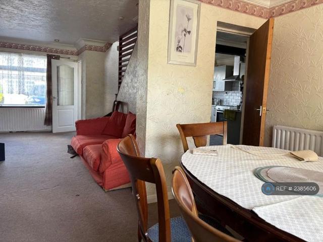 House for rent in Brooklands, Dartford
