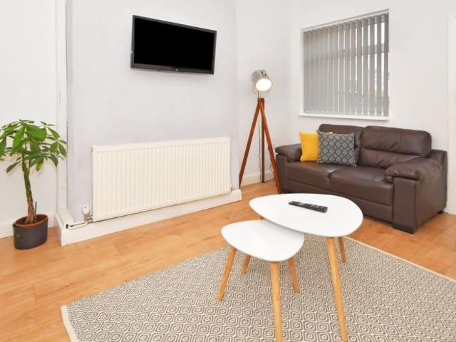 House for rent in Stoke, Stoke-on-Trent