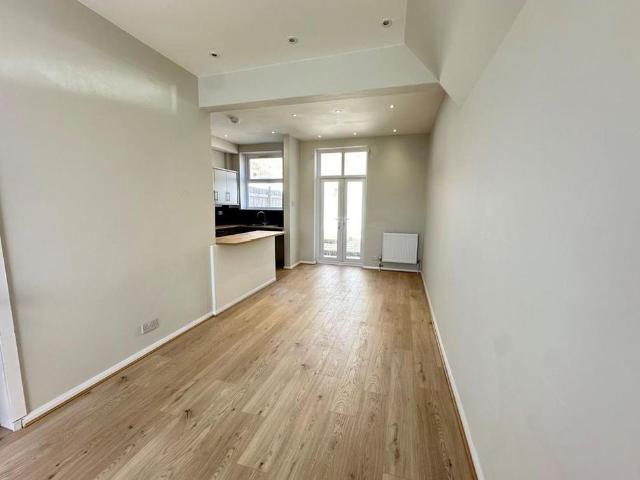 House for rent in Semilong, Northampton