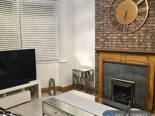 House for rent in Gidea Park, Greater London