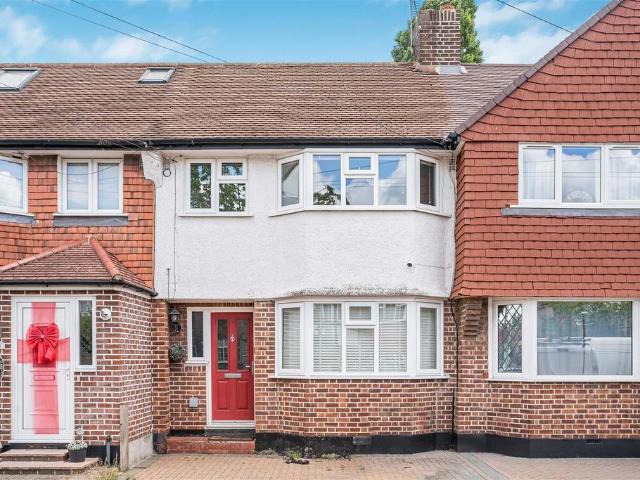 House for rent in Motspur Park, Greater London