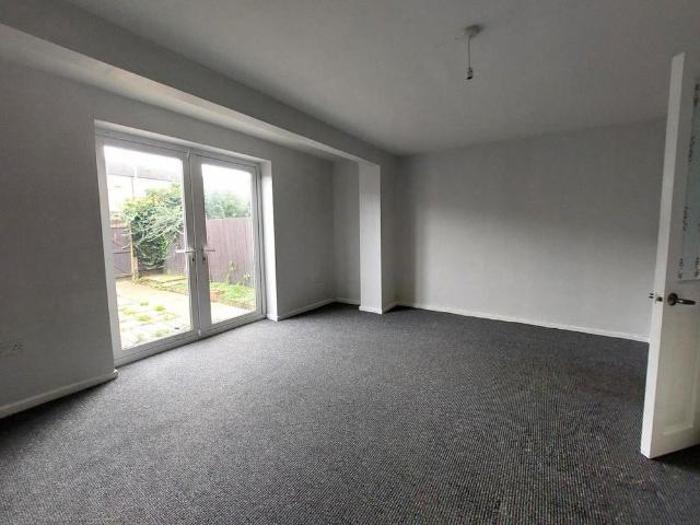 House for rent in Longhill, Hull