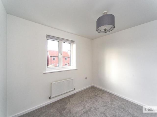 House for rent in Thorpe, Row Town