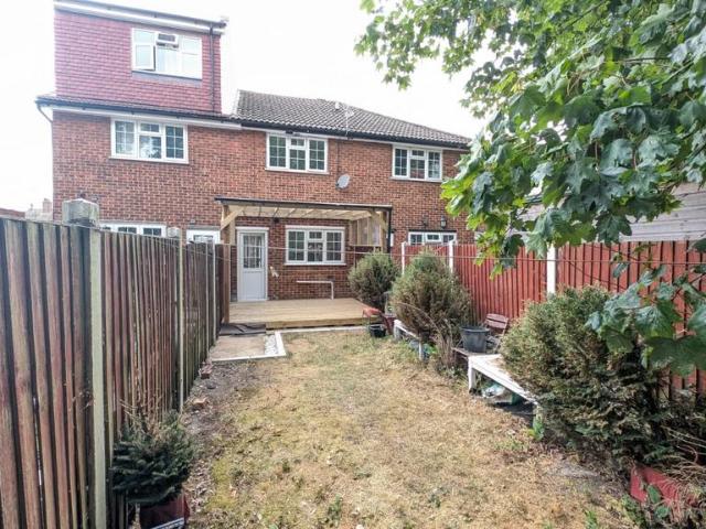 House for rent in Hayes, Greater London
