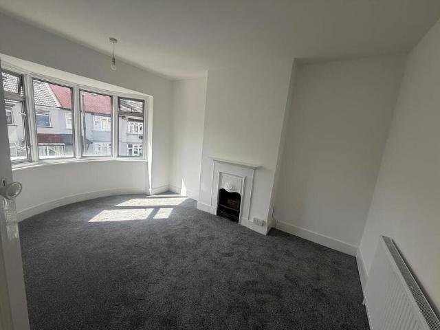 House for rent in London Borough of Merton, Collier's Wood