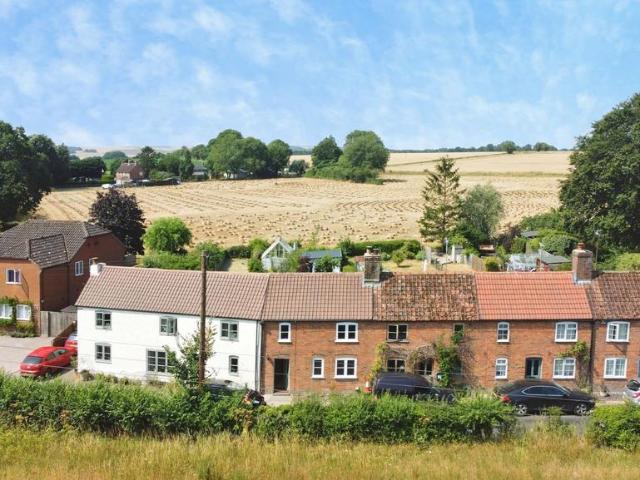 House for rent in Bottlesford, Wiltshire
