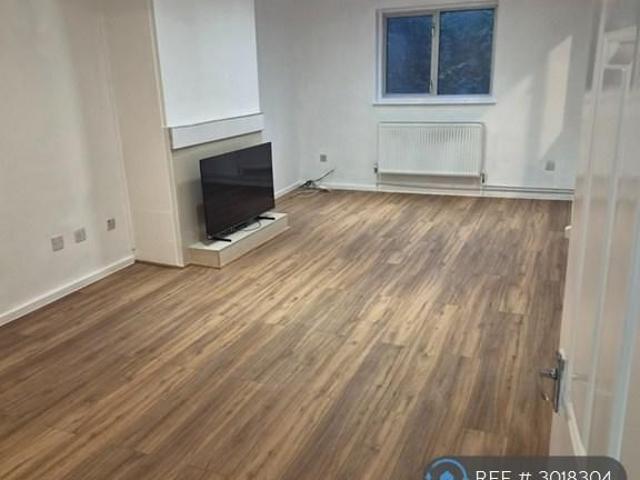 House for rent in Shephall, Hertfordshire
