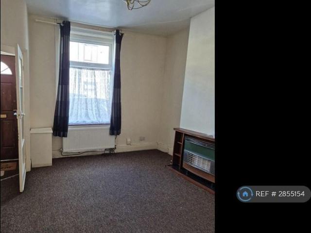 House for rent in Buckley, Burnedge