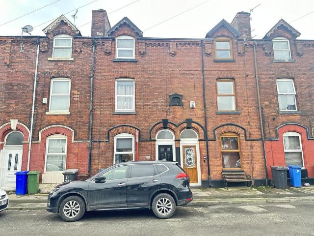 House for rent in Guide Bridge, Greenheys