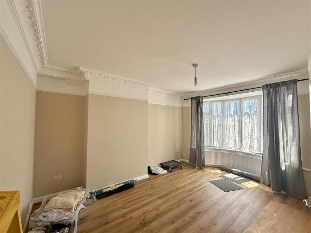 House for rent in Alperton, Greater London