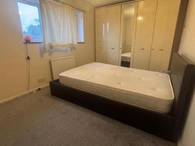 House for rent in Wexham Court, Slough