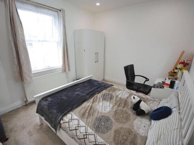 House for rent in Alperton, Greater London
