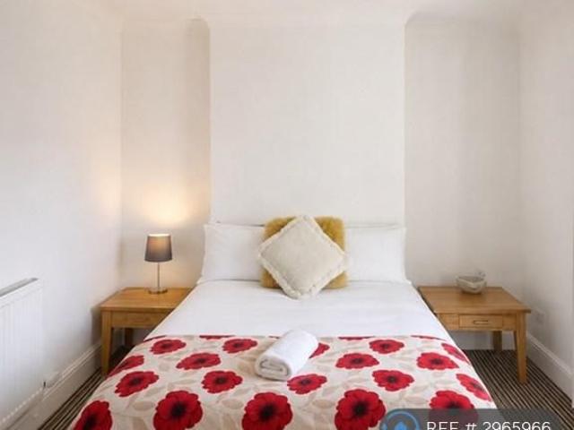 House for rent in St Thomas, Swansea