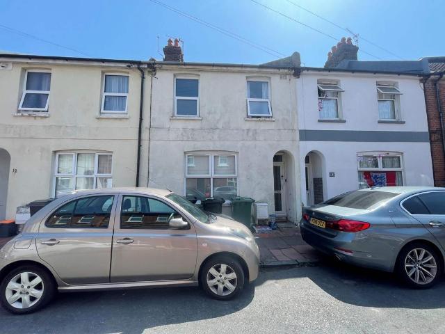 House for rent in Roselands, Eastbourne