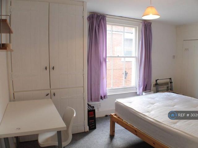 House for rent in St. Mildred's, The Bridge