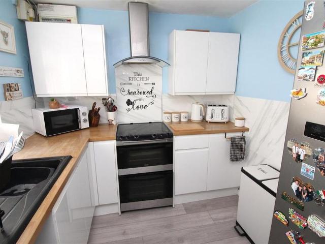 House for rent in Wick, Clapham