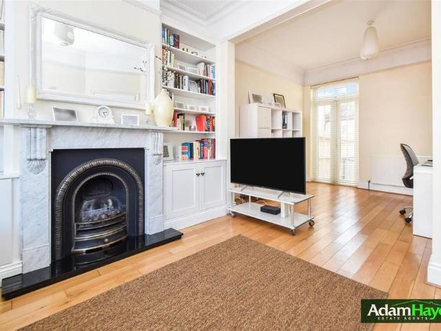 House for rent in Fallow Corner, Greater London