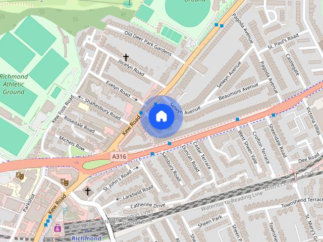 Townhouse for rent in North Sheen, Greater London