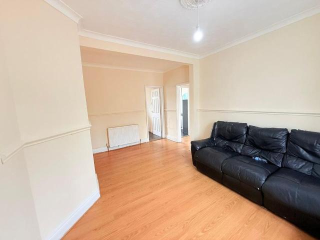 House for rent in London Borough of Barking and Dagenham, Greater London