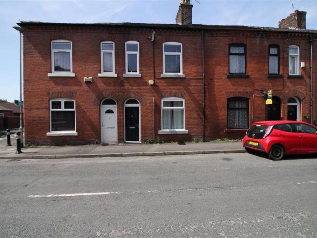 House for rent in Pendock, Greater Manchester