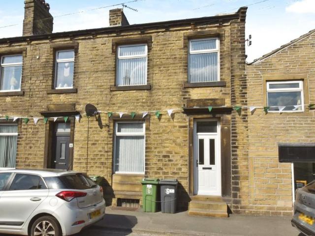 House for rent in Golcar, Kirklees