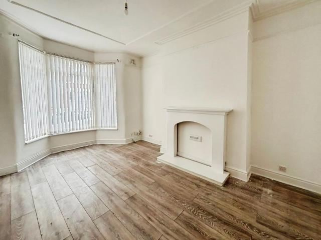 House for rent in Stoneycroft, Calderstones