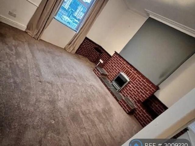 House for rent in Hanging Heaton, Dewsbury