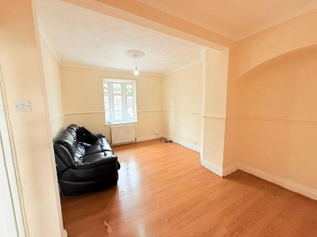 House for rent in Dagenham, Greater London