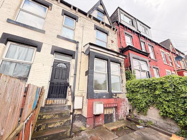 House for rent in Harehills, West Yorkshire