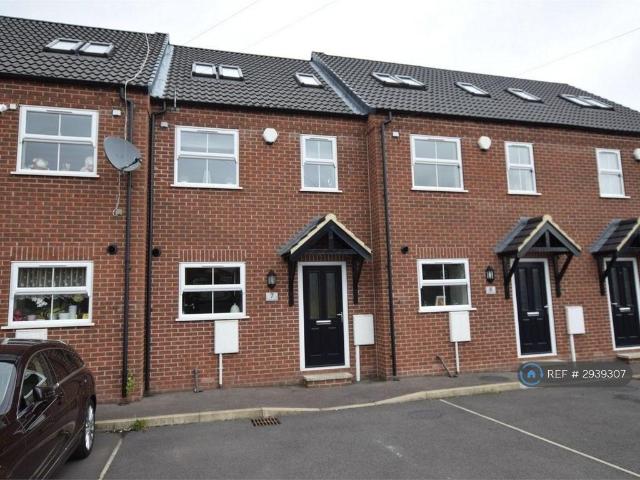 House for rent in Kedleston, East Midlands