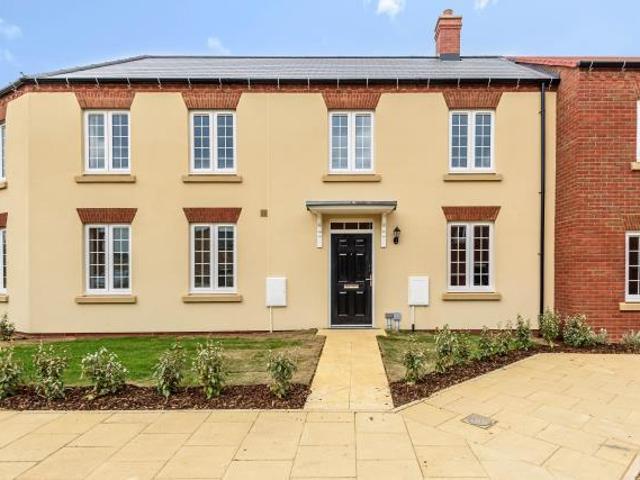 House for rent in Chesterton, Evershot