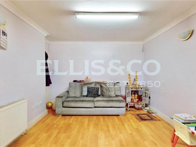 House for rent in Alperton, Greater London