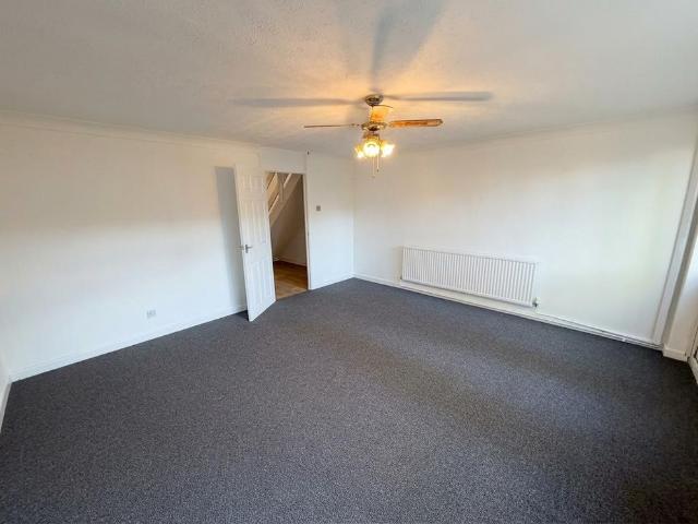 House for rent in Lakes Estate, Milton Keynes