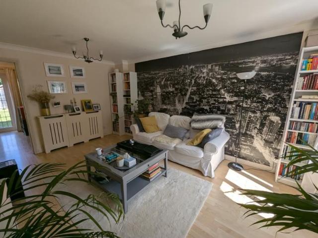 House for rent in Woking, Surrey