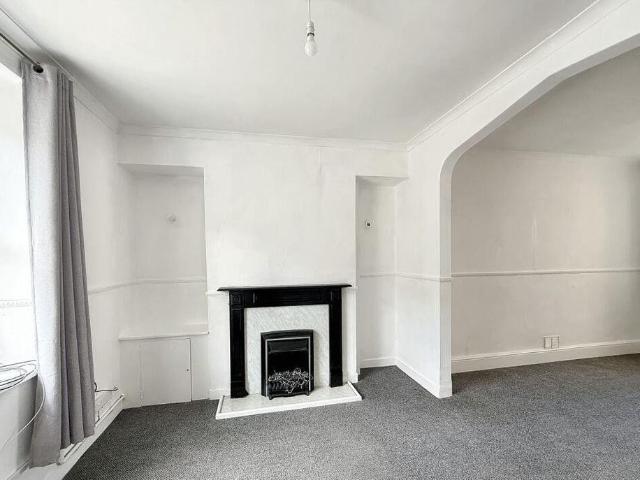 House for rent in Cimla, Neath