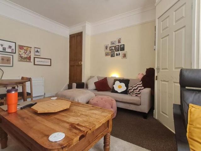 House for rent in Churwell, West Yorkshire