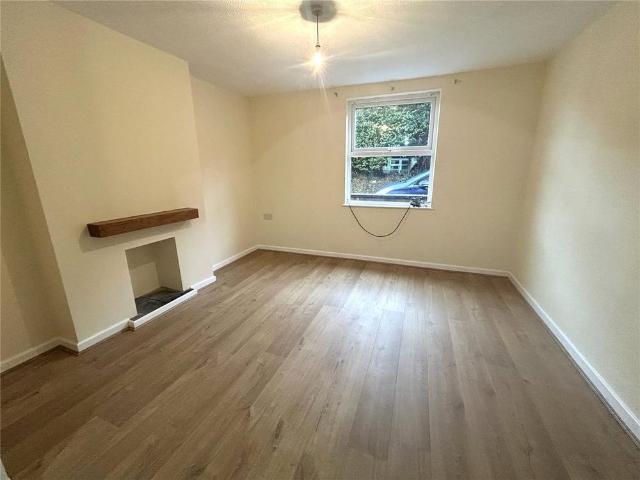 House for rent in New Barnfields, Newtown
